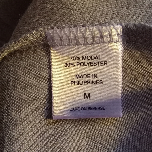 🔥BUNDLE 3 items $7-9 & make offer for $15🔥 NY&C knit maxi skirt - Picture 4 of 4